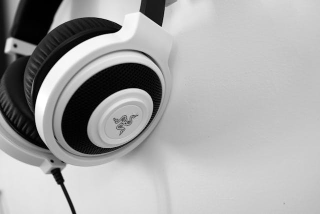 Finding Your Sonic Sanctuary: The Headphone Guide